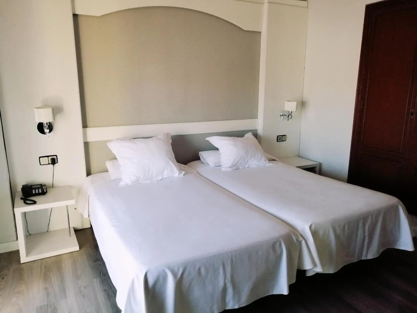 Hotel Mir Octavio