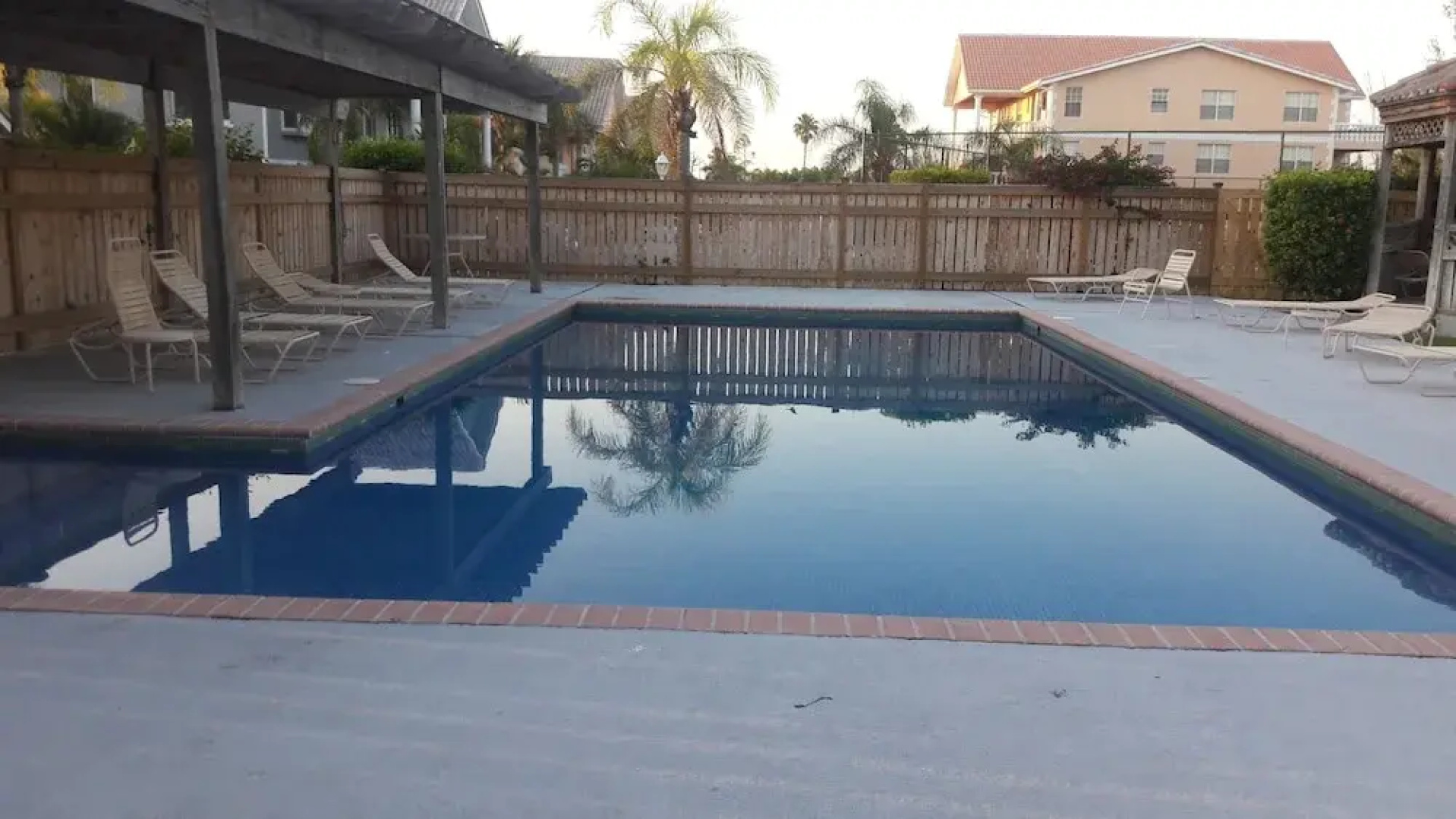 Waters Edge Condo With Boat Slip
