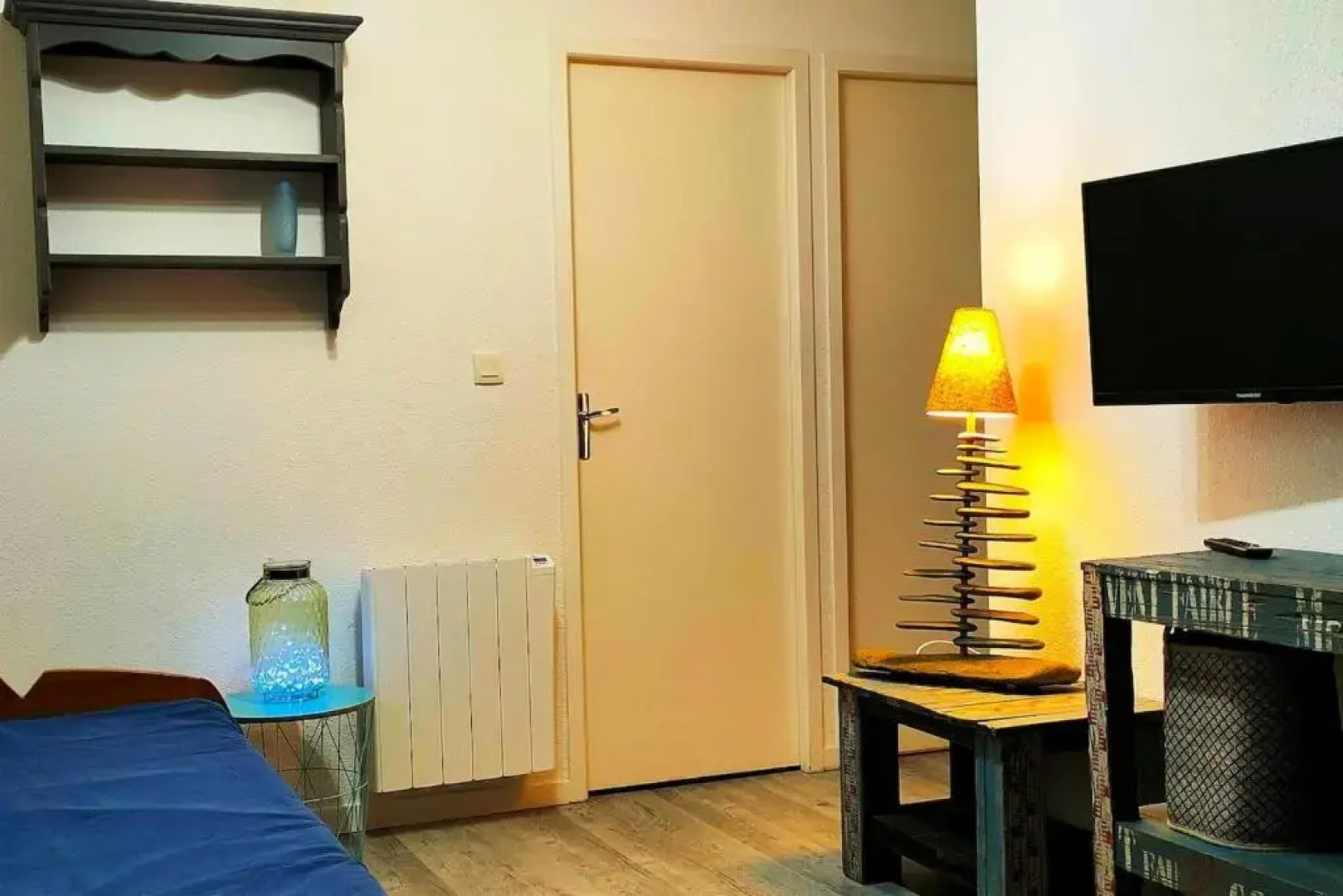 Maison de 2 chambres avec vue sur le lac piscine partagee et jardin a Hourtin