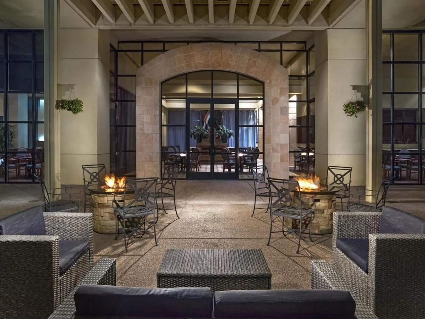 Sheraton Crescent Hotel