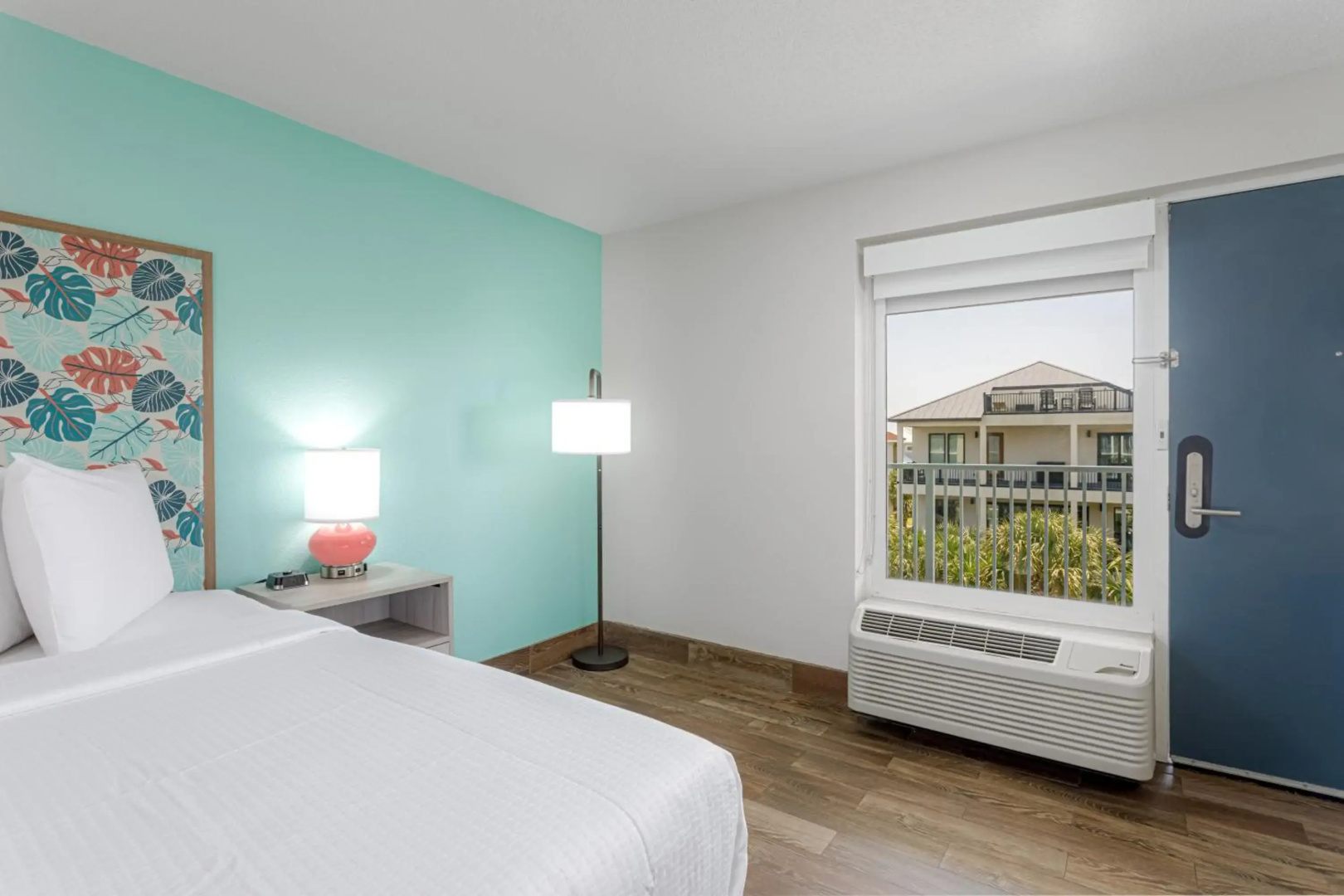 Surf & Sand Hotel