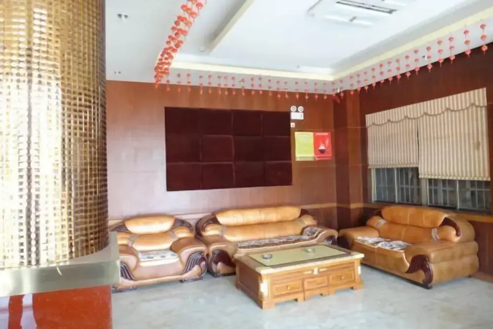 Ronghui Buinsess Hotel