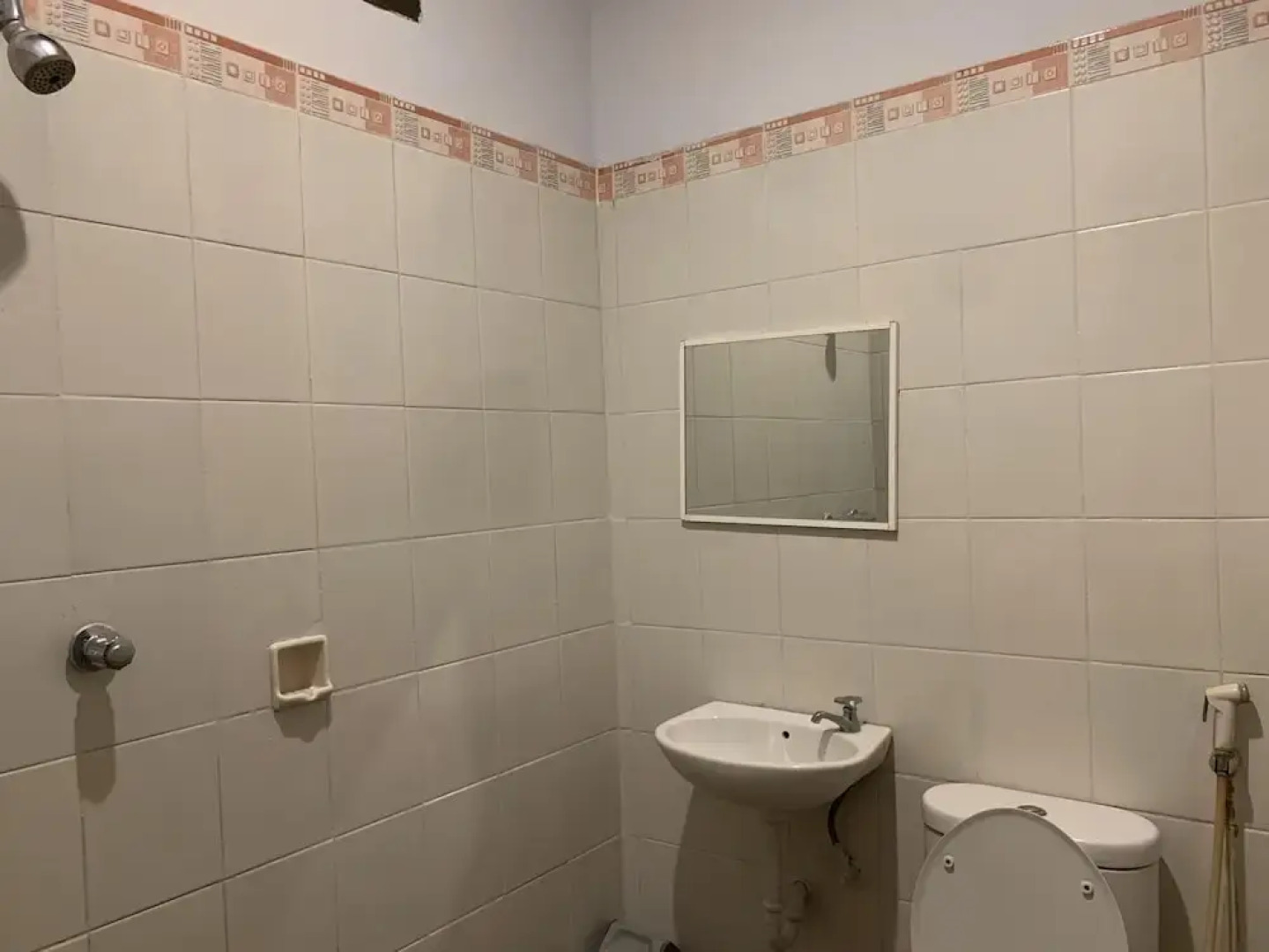 Hotel O Edotel Smkn 5 Palopo Near Bukit punai