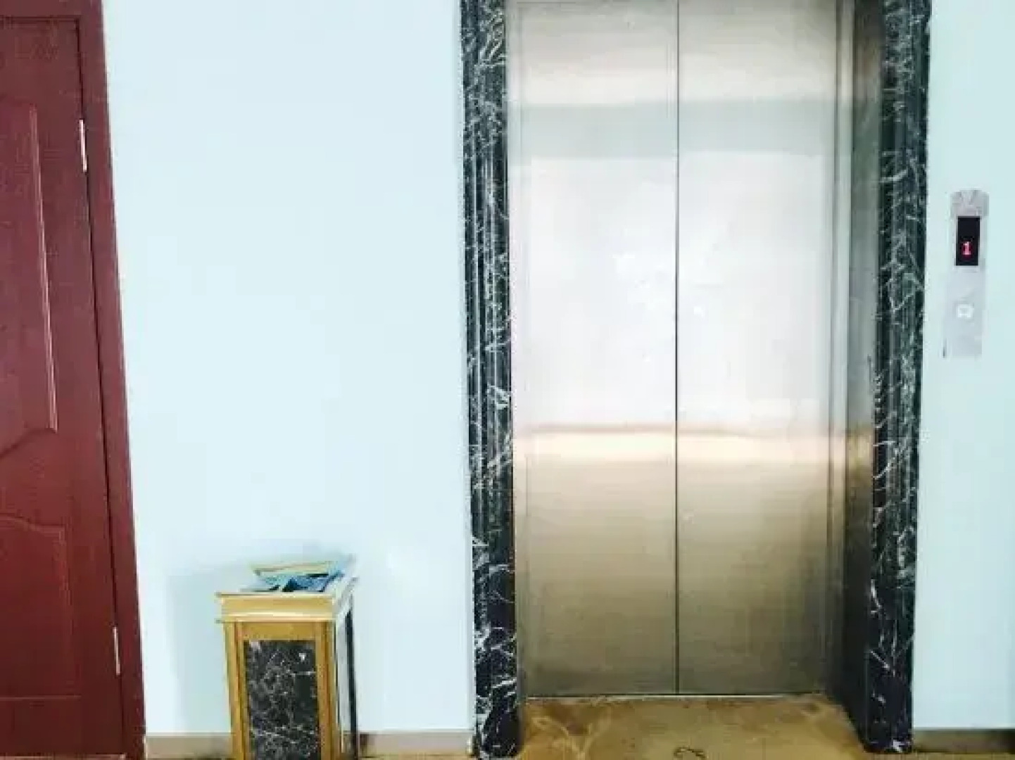 New Barag Left Banner Fanyou Hotel