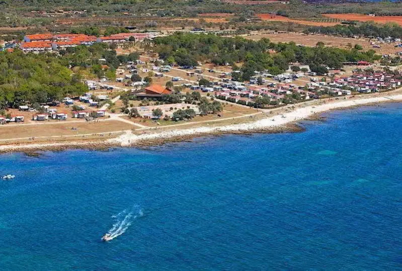 Kazela Resort