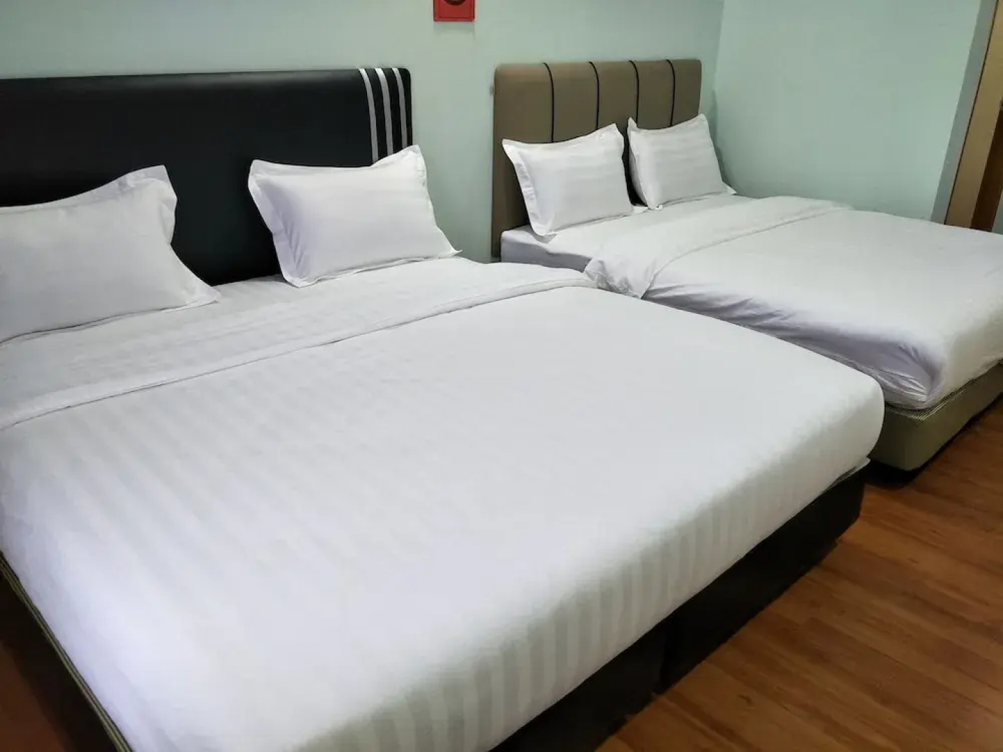 OYO 89855 Salim Room