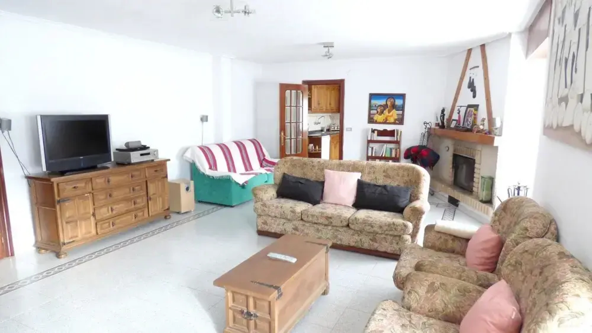 House With 4 Bedrooms in Nofuentes, With Wonderful Mountain View and Wifi - 45 km From the Slopes