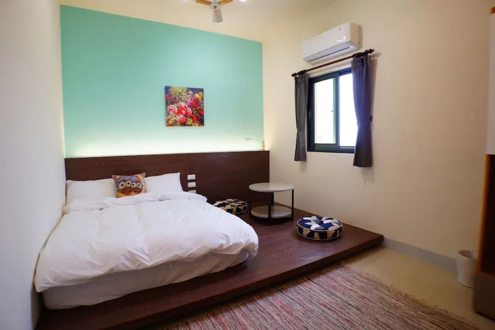 Warm  Bed And Breakfast