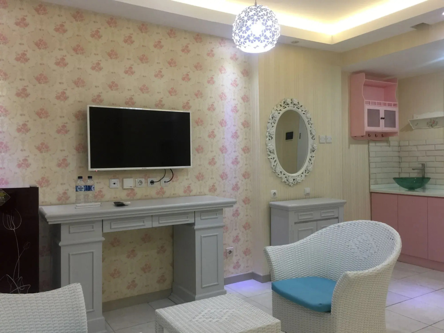 Fastrooms Bekasi Hotel