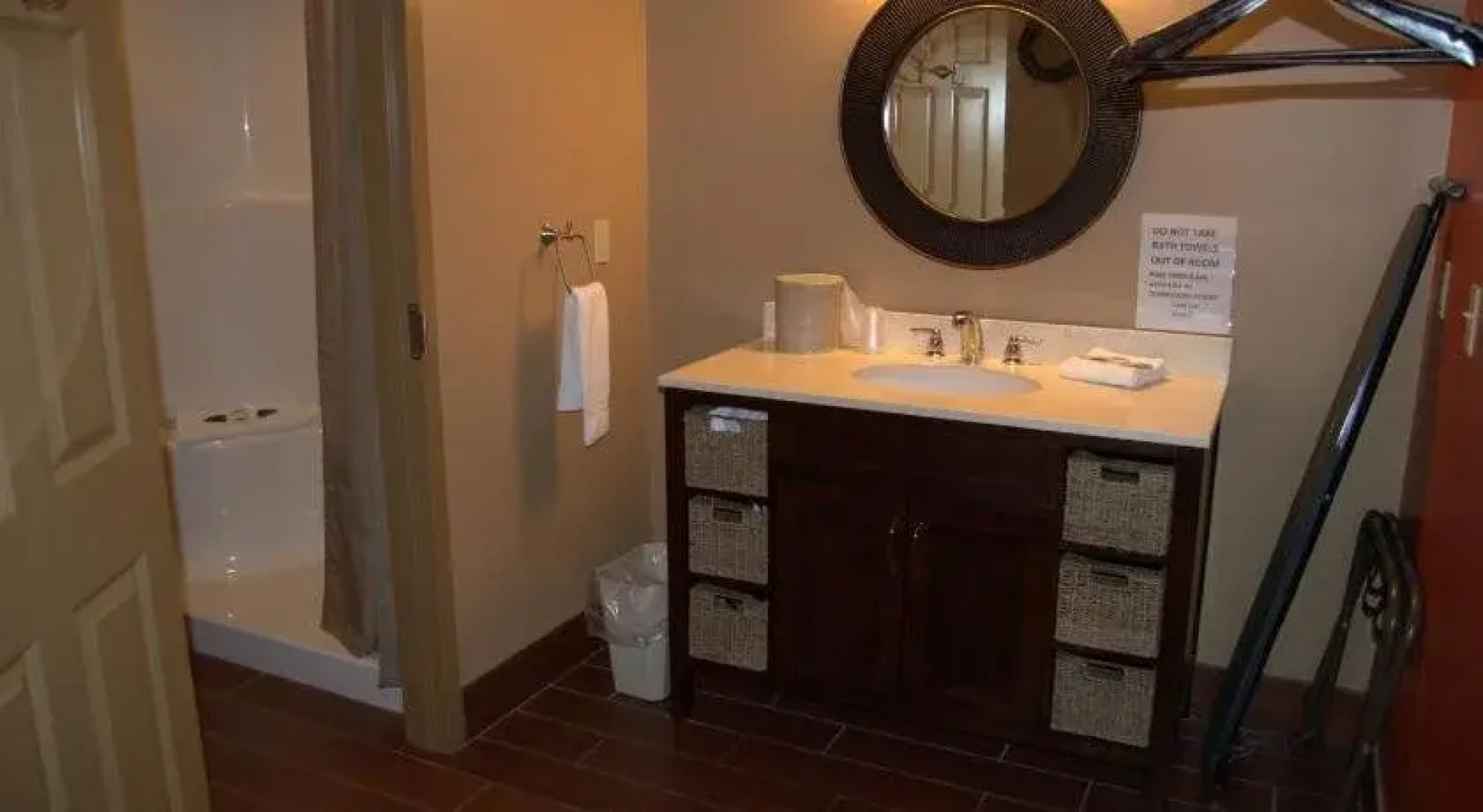 Put in Bay Victory Station Hotel