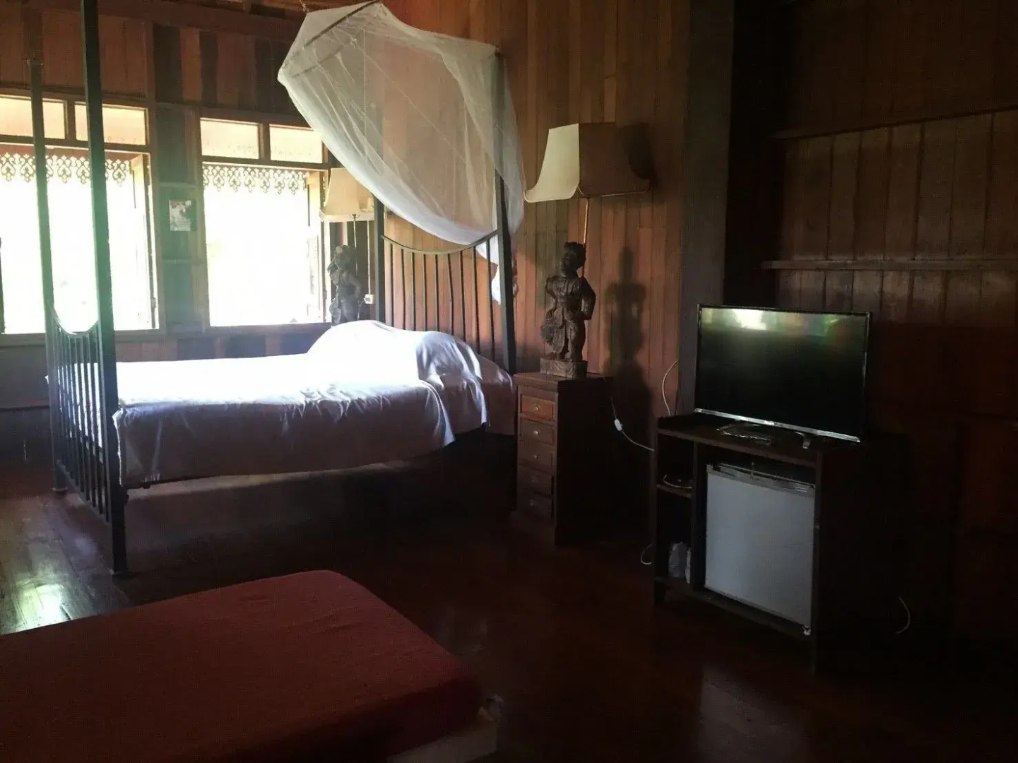 Ruenthairimhaad Resort