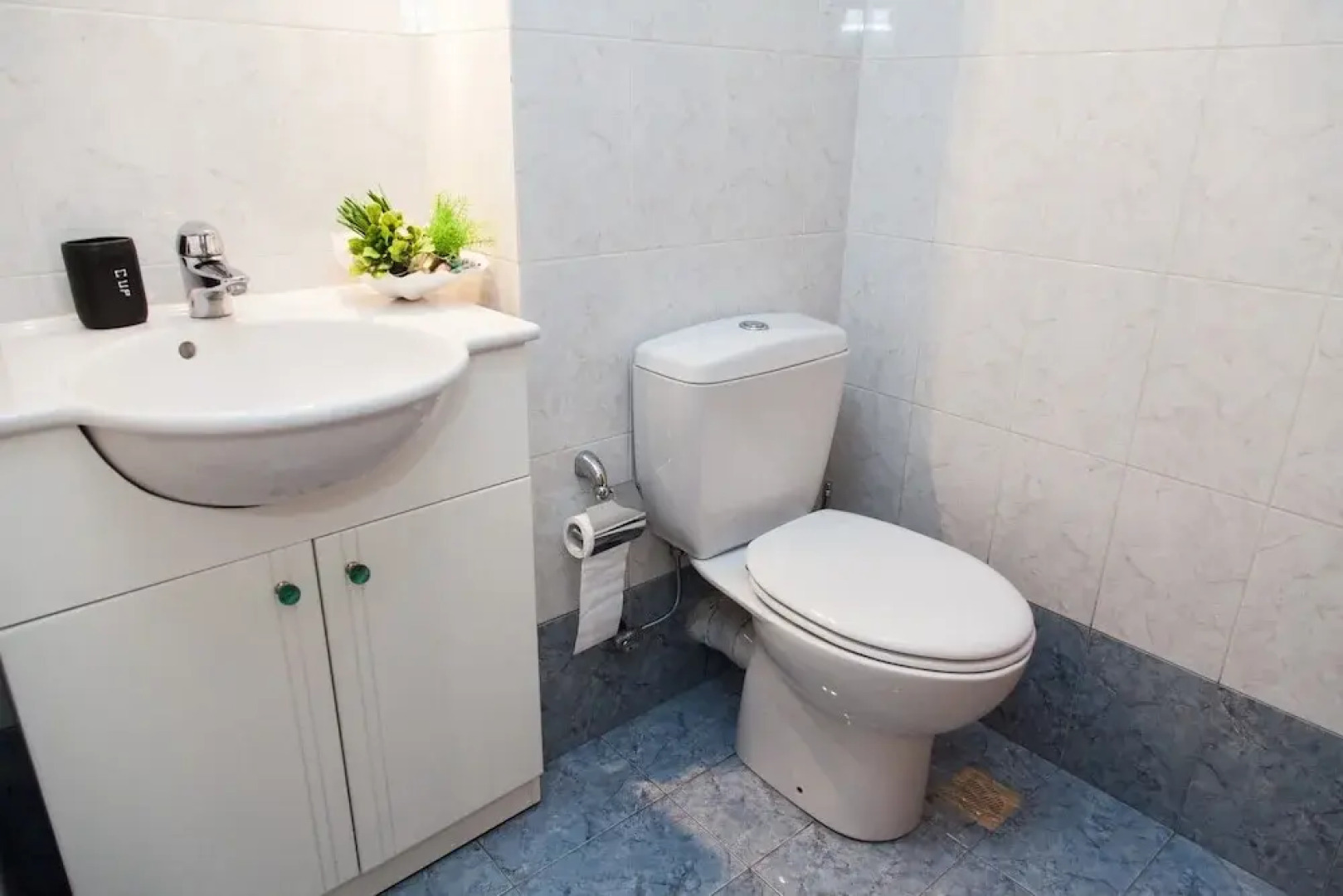 Beautiful 3 bedrooms apt in N. Smirni