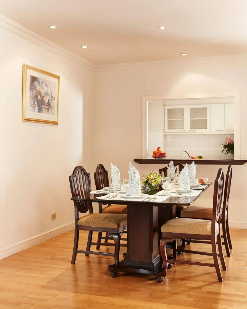 Riverine Place Hotel and Residence