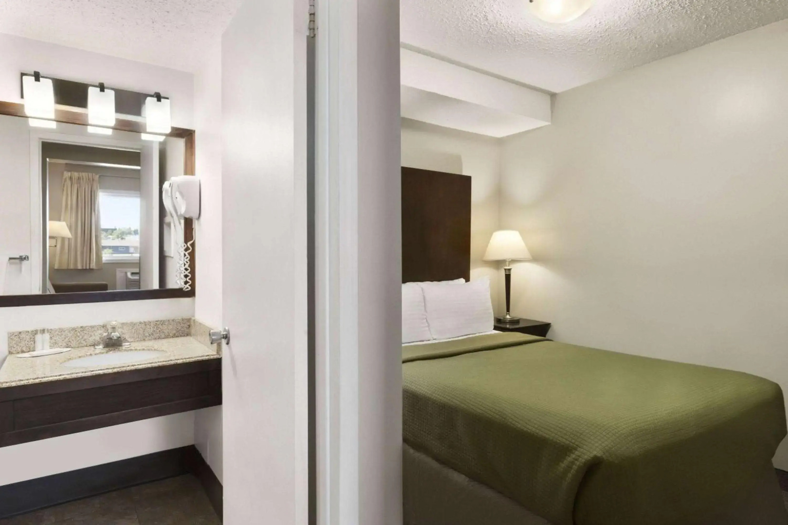 Thriftlodge Saskatoon