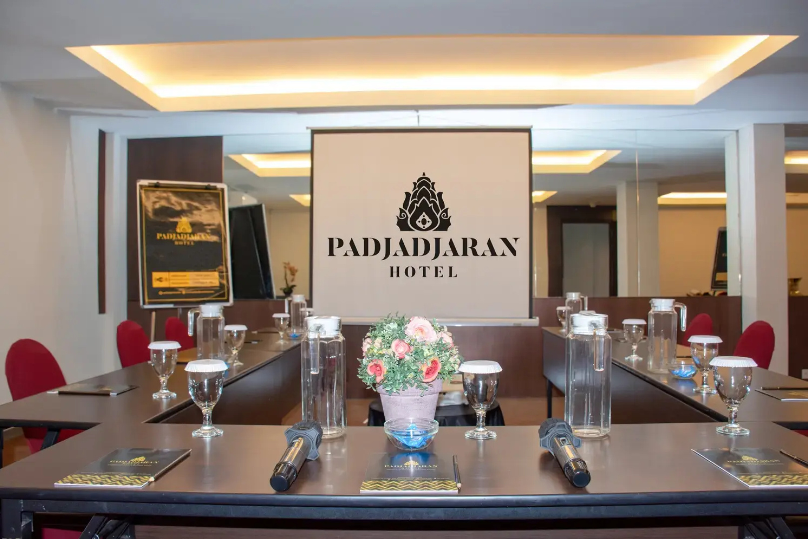 Padjadjaran Suites Hotel Bogor
