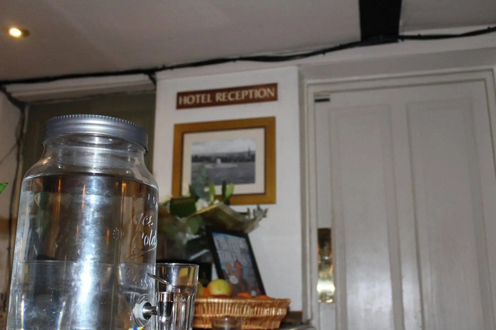 The Whyte Harte Hotel - Inn