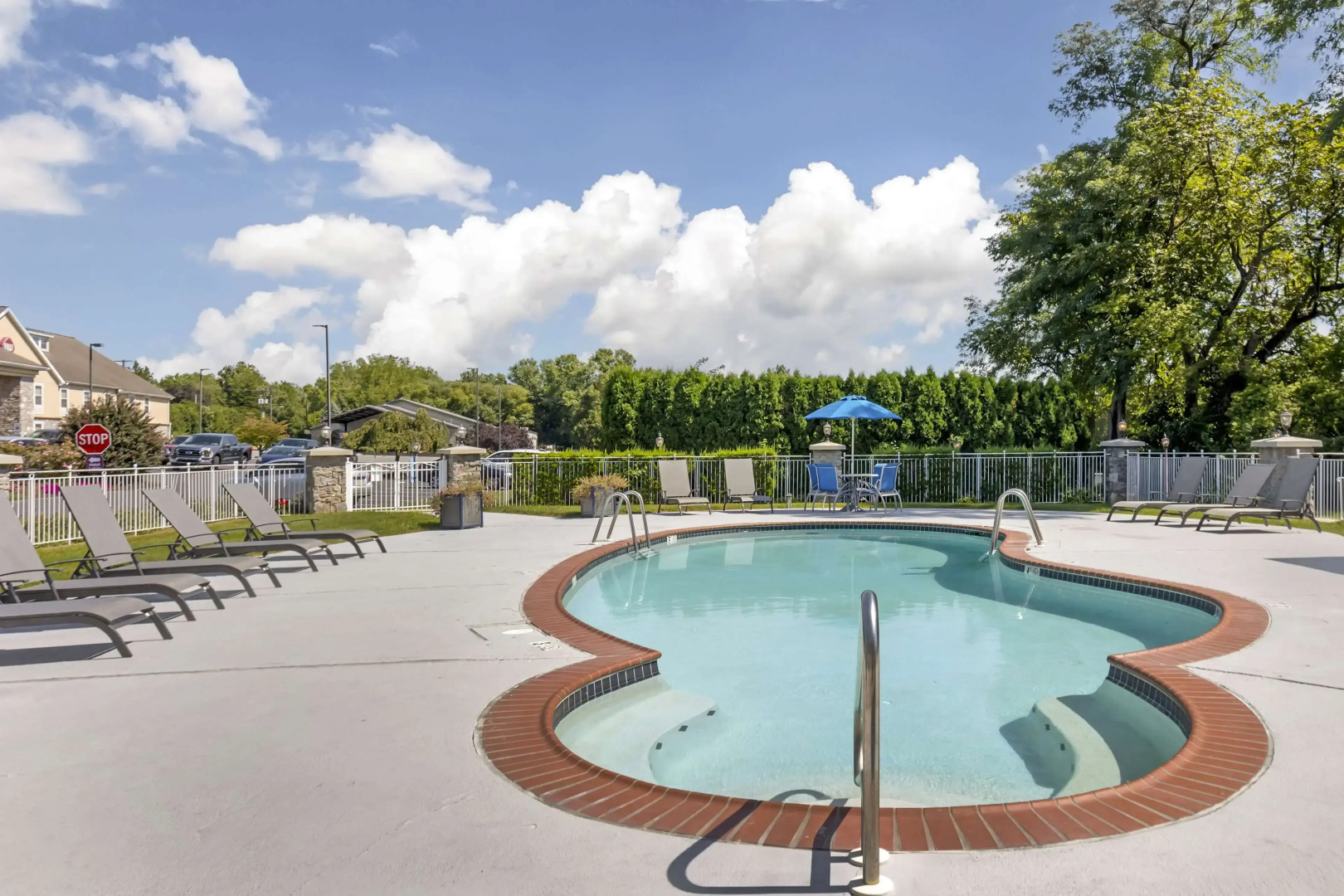 Best Western Plus Revere Inn & Suites