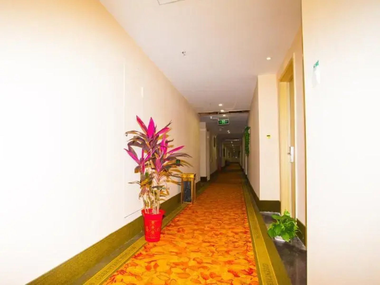 GreenTree Inn XuZhou Feng County LiuBang Plaza Express Hotel