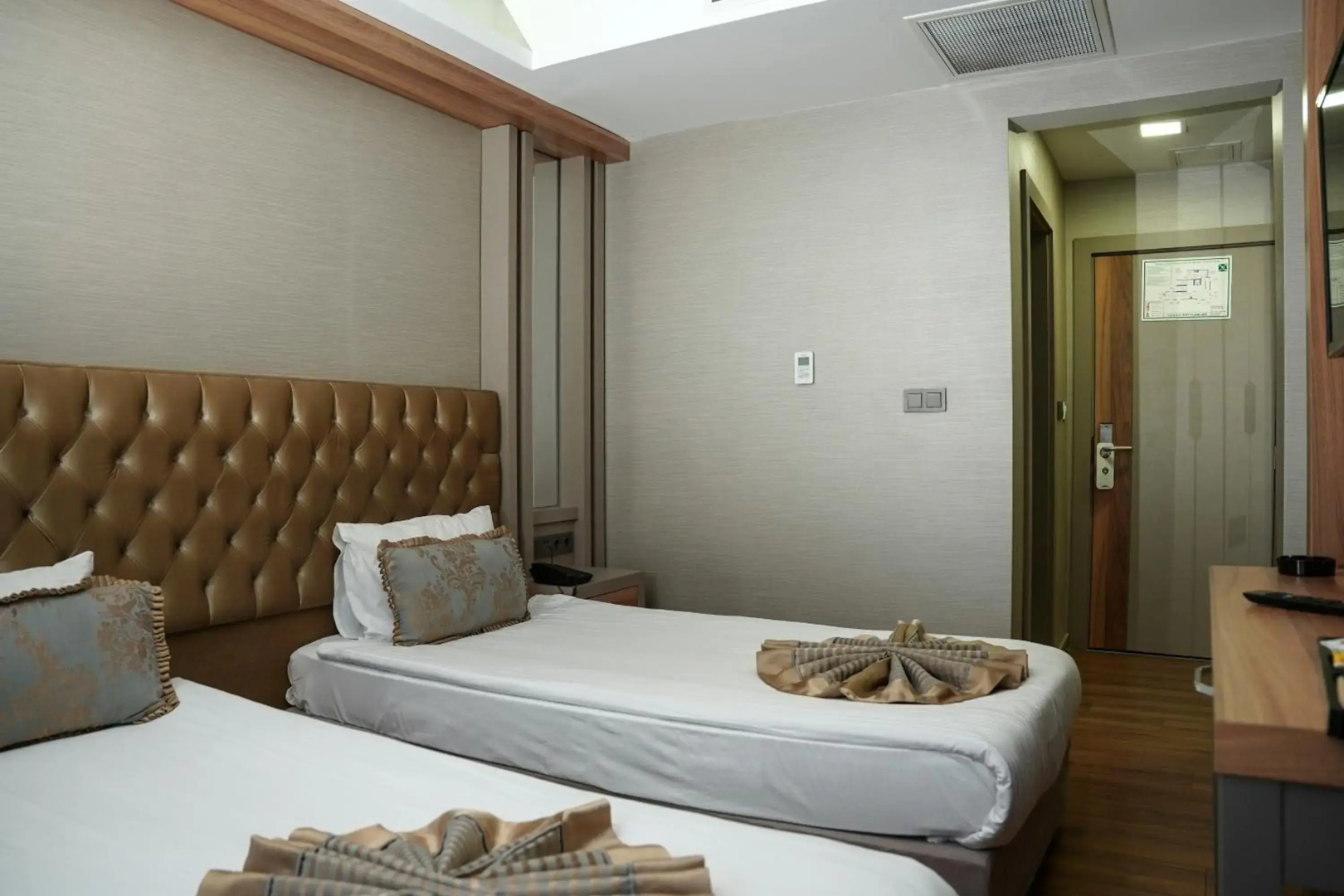 Enerji Hotel