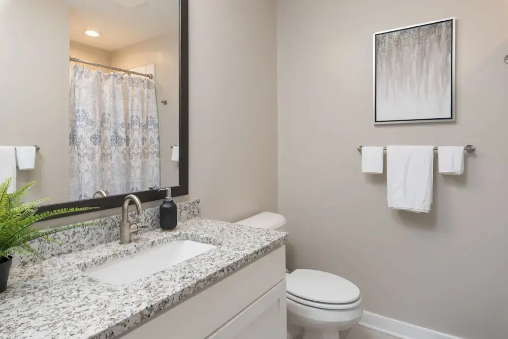 Center City Apartments by Barsala