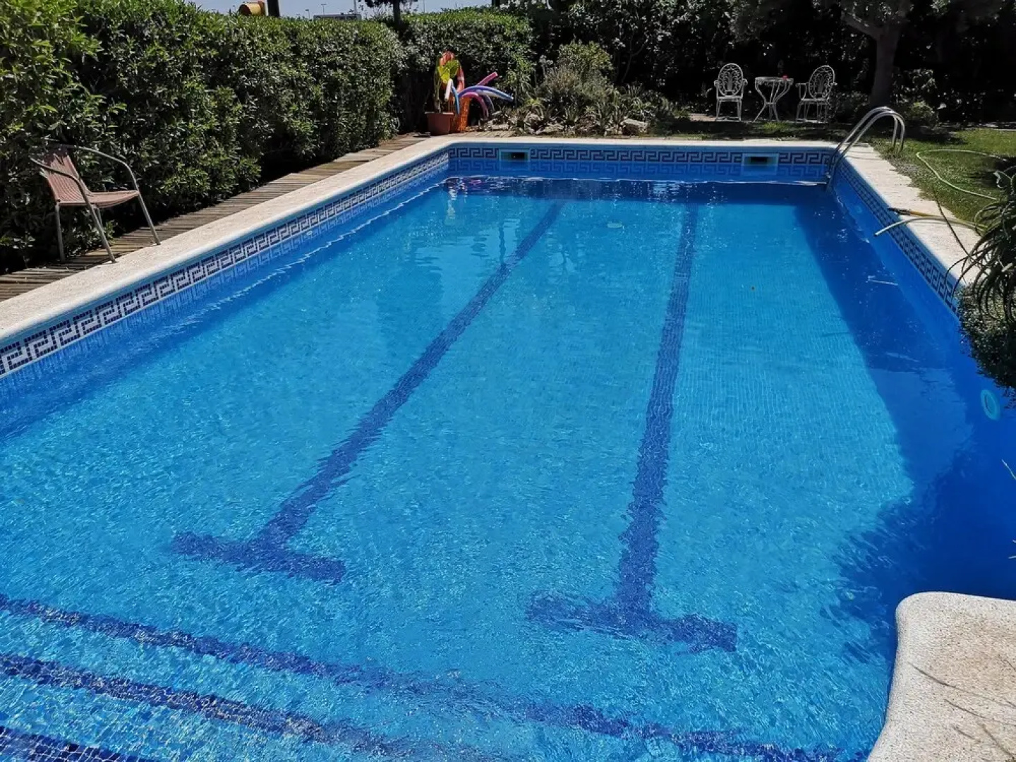Casa Pintoresca con espacios y piscina
