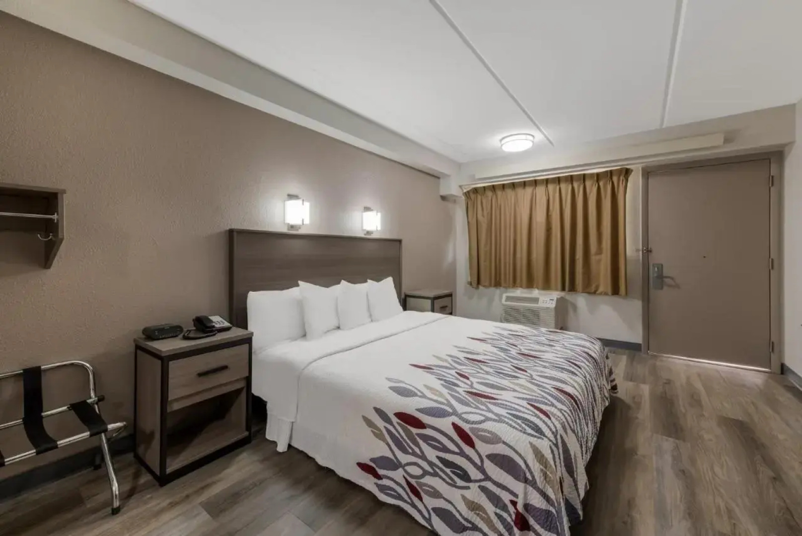 Red Roof Inn Hickory