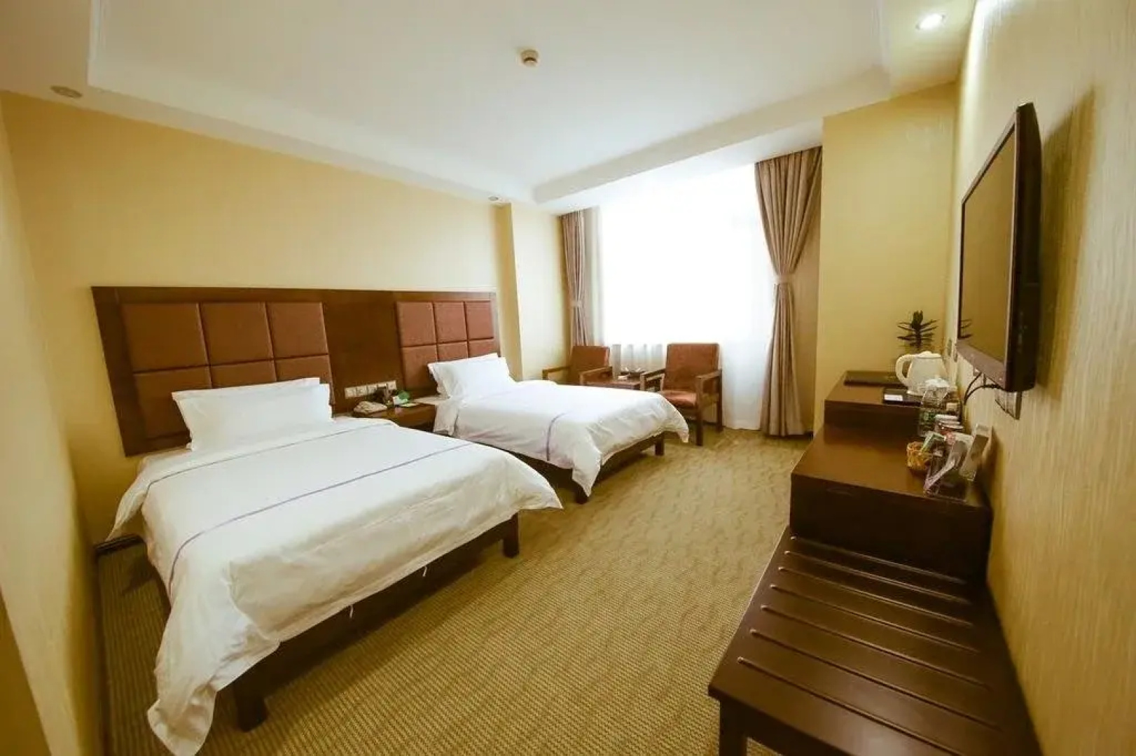 Mellow Orange Hotel