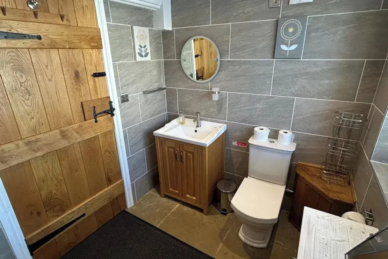 4 Bed Farmhouse Alton Tower Xmas Market Chatsworth