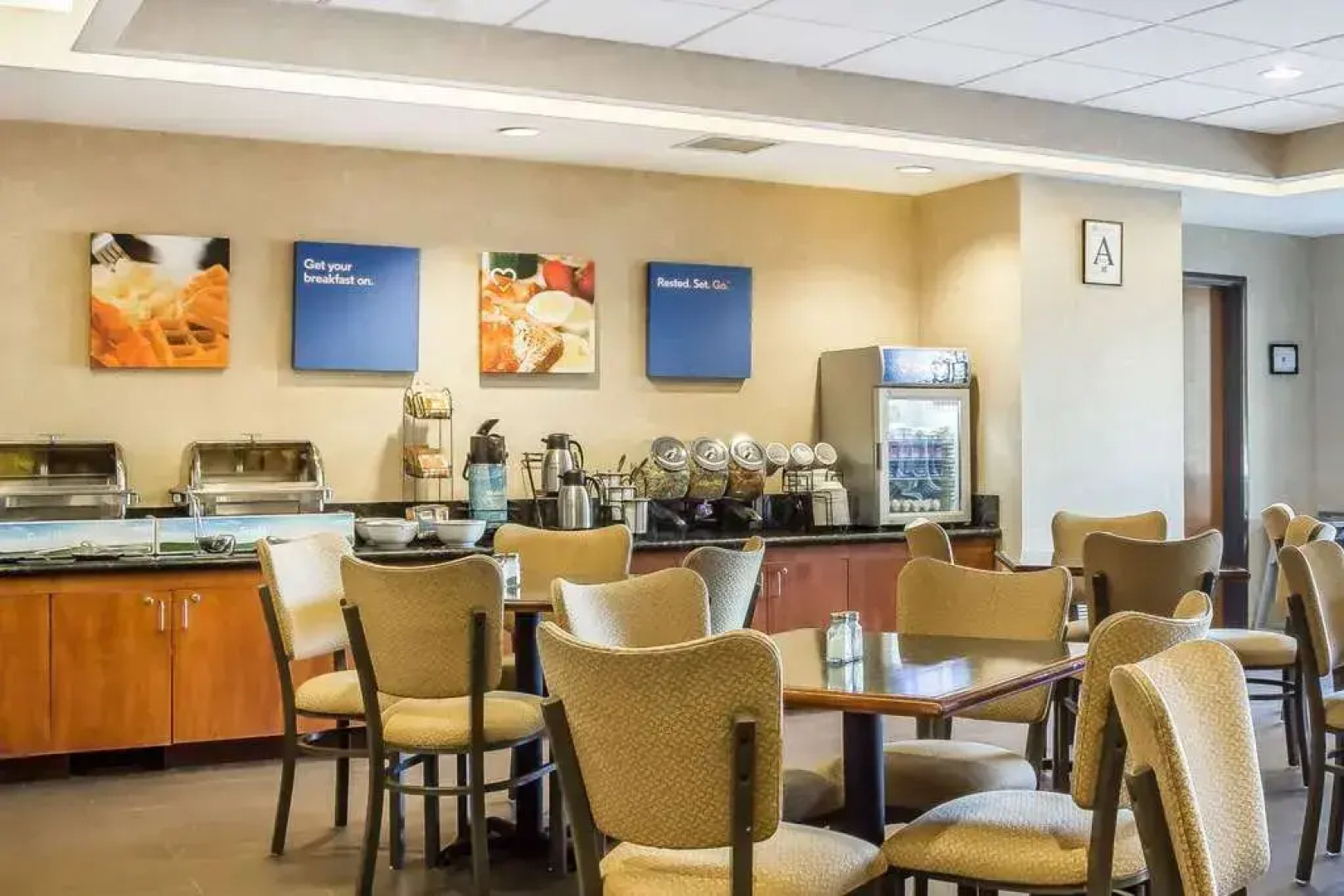 Comfort Inn & Suites