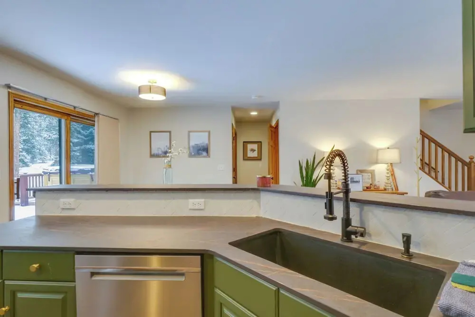 12 Mi to Breckenridge Ski Resort: Cabin w/ Hot Tub