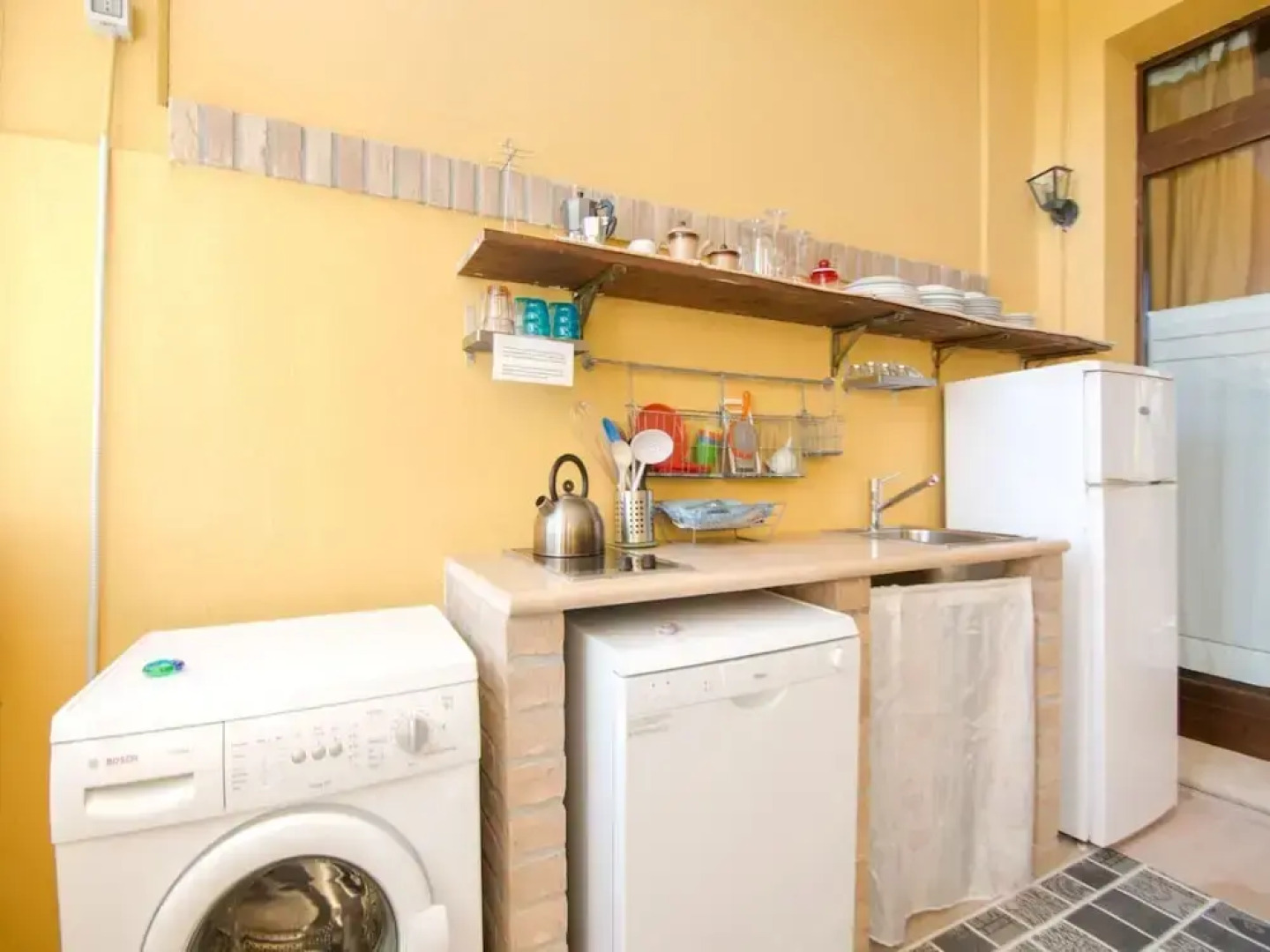 Charming Apartment in Ascoli Piceno Near Village