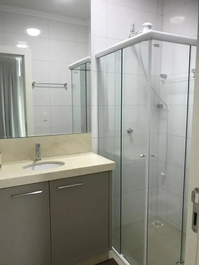 Cobertura com piscina aquecida/ Praia do Mariscal