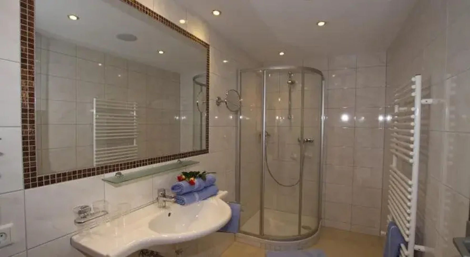 Hotel - Pension Gampelerhof