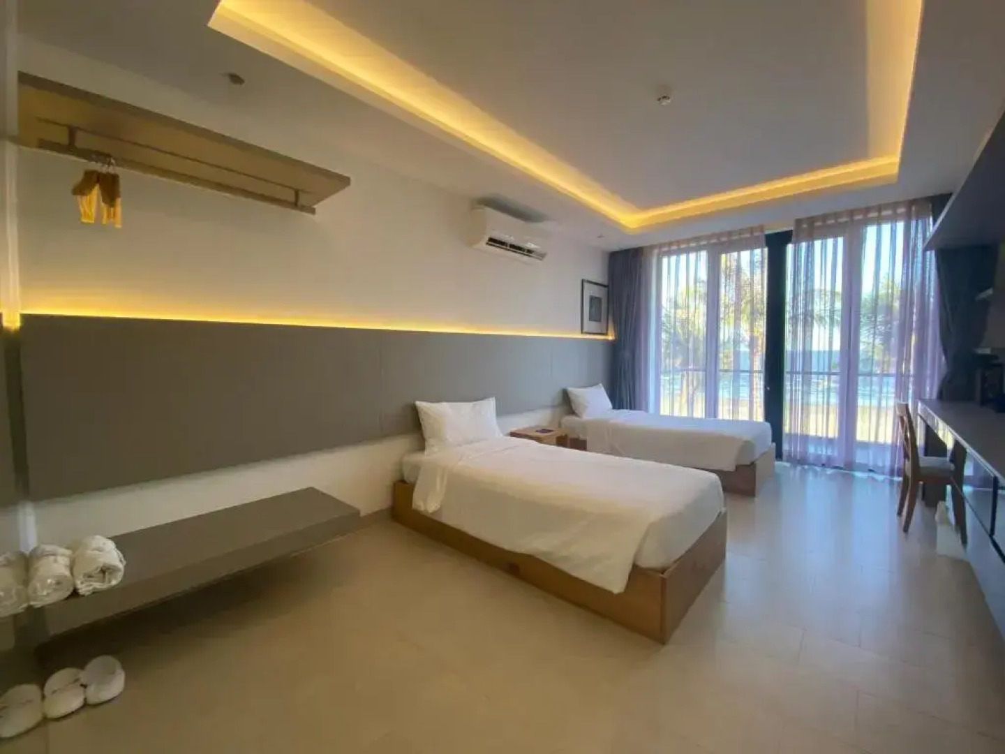 Saint Simeon Resort Villa Owner