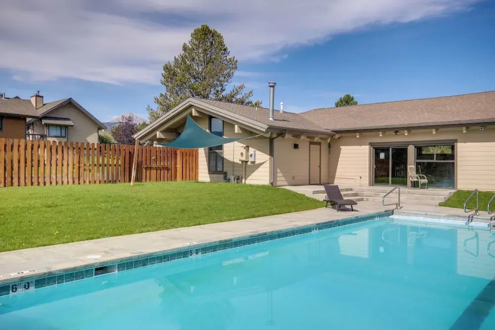 Cozy Condo Near Golf, 7 Mi to Big Sky Resort!