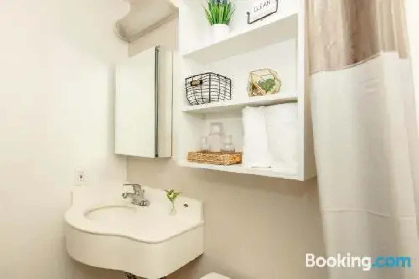 InTown Suites Jacksonville South