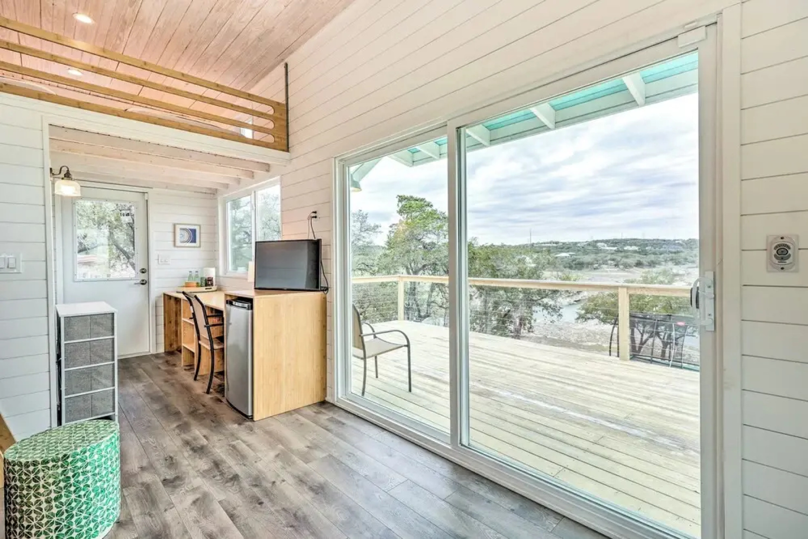 Updated Texas Tiny Home Rental on Lake Travis