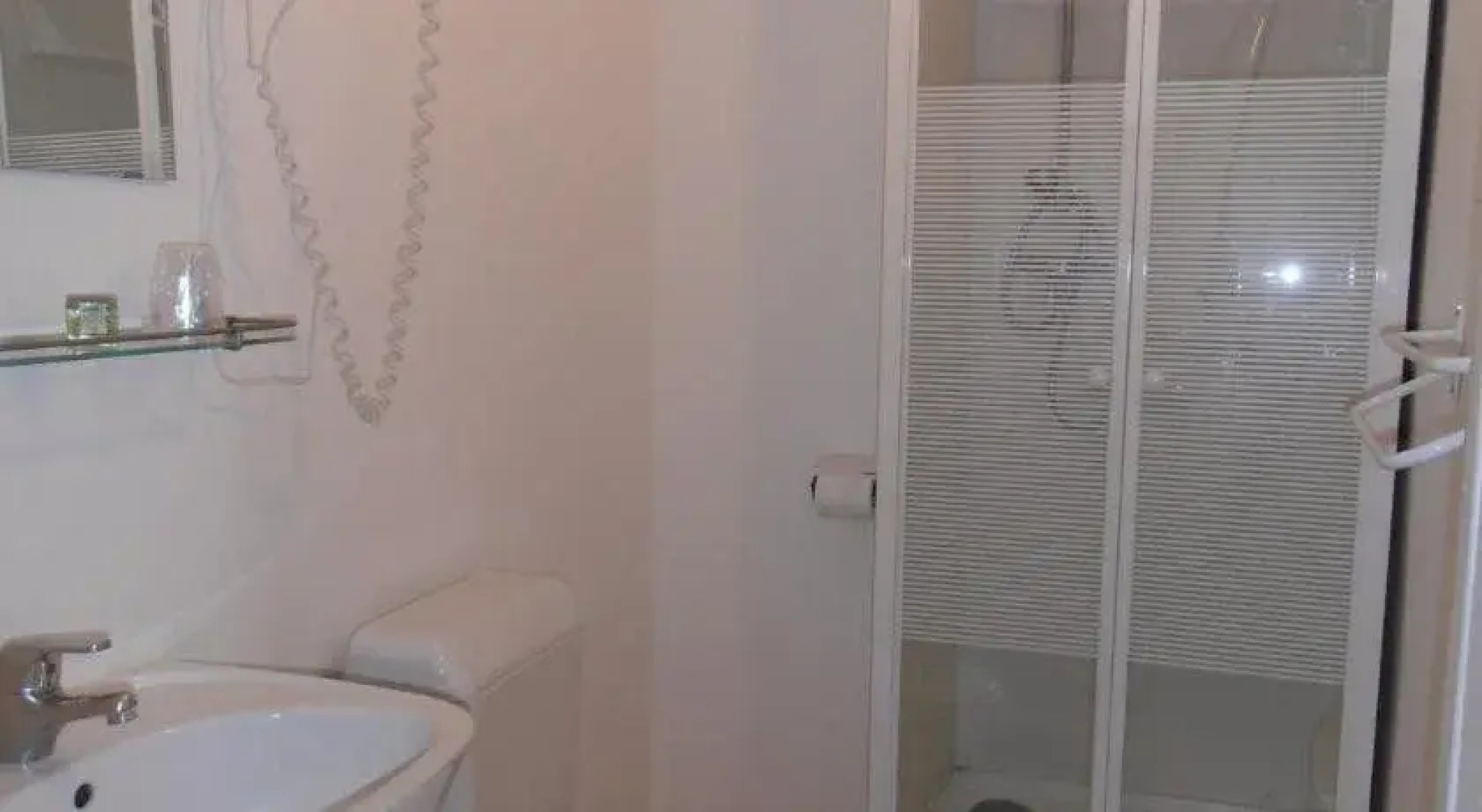 Logis Le Grand Hotel du Louvre