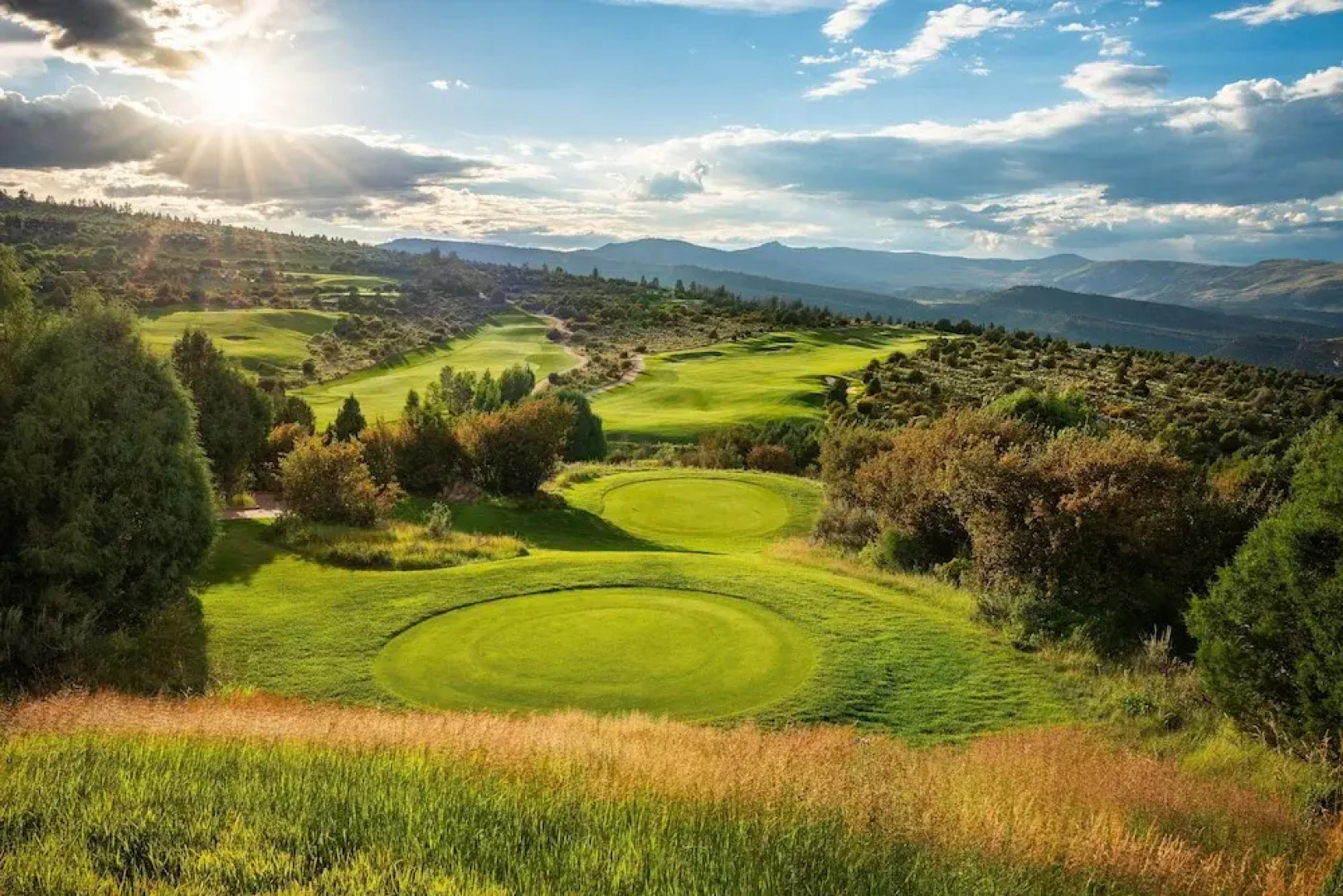 3bd + Loft With Ski In/out Access And Panoramic Views! 3 Bedroom Condo by RedAwning