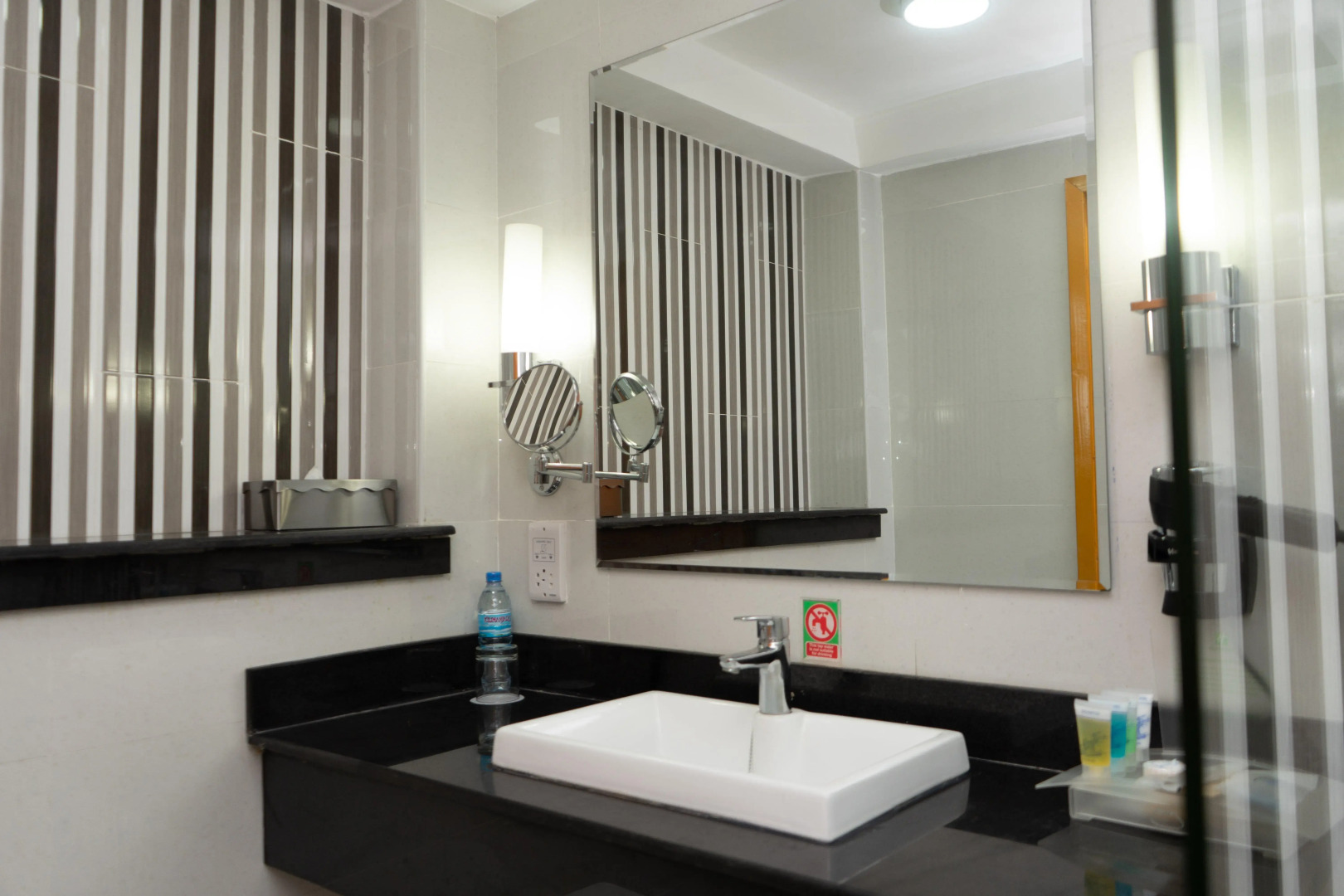 Holiday Inn Dar Es Salaam City Center by IHG