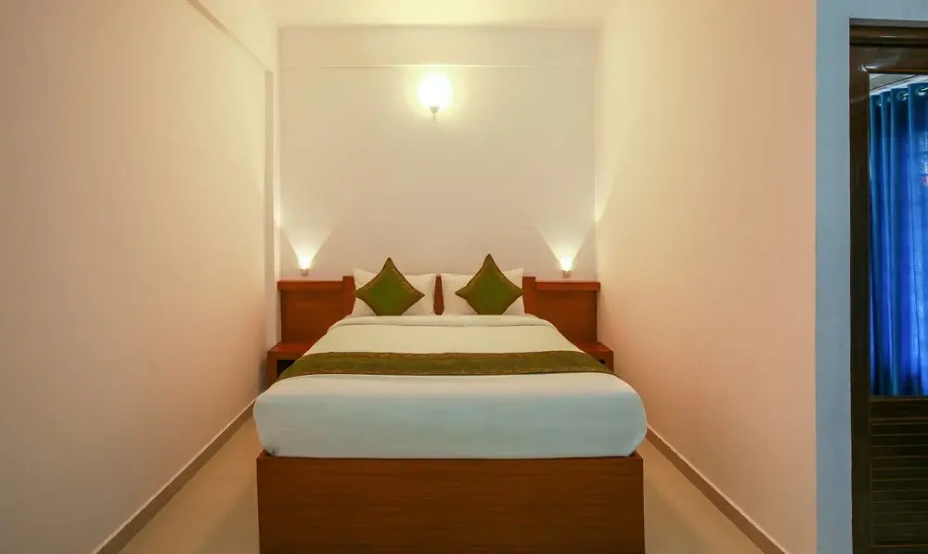 Treebo Trend Phoenix