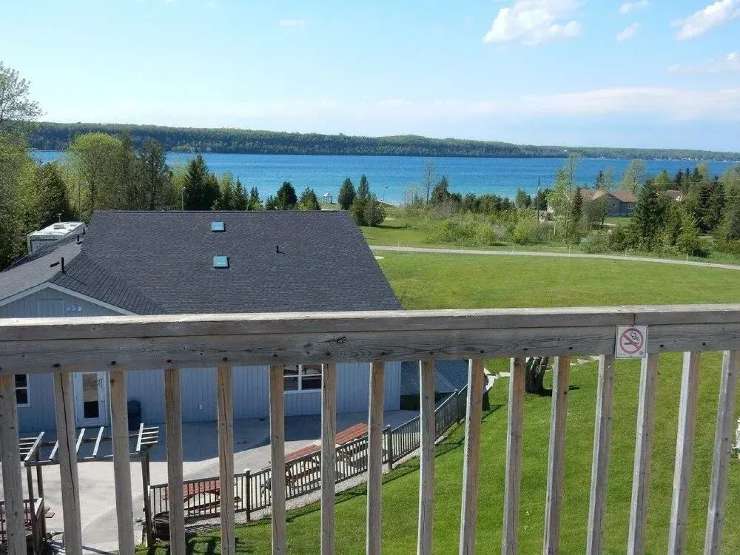 Waterview On The Bay