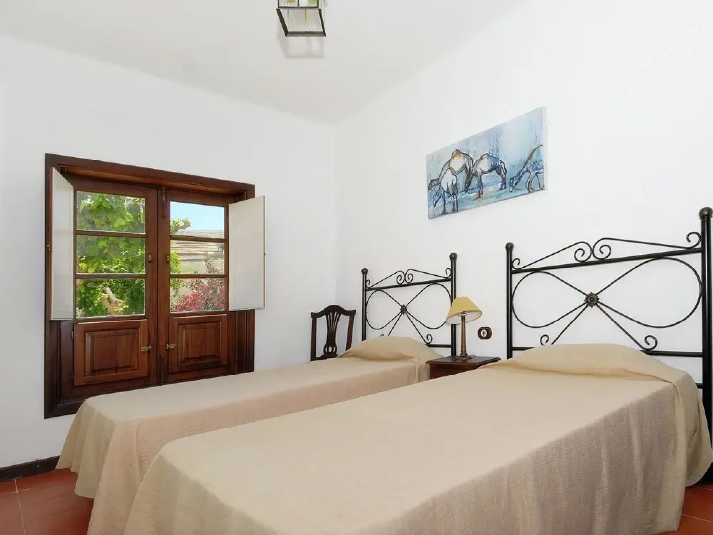 Comfortable Villa in Haría With Swimming Pool