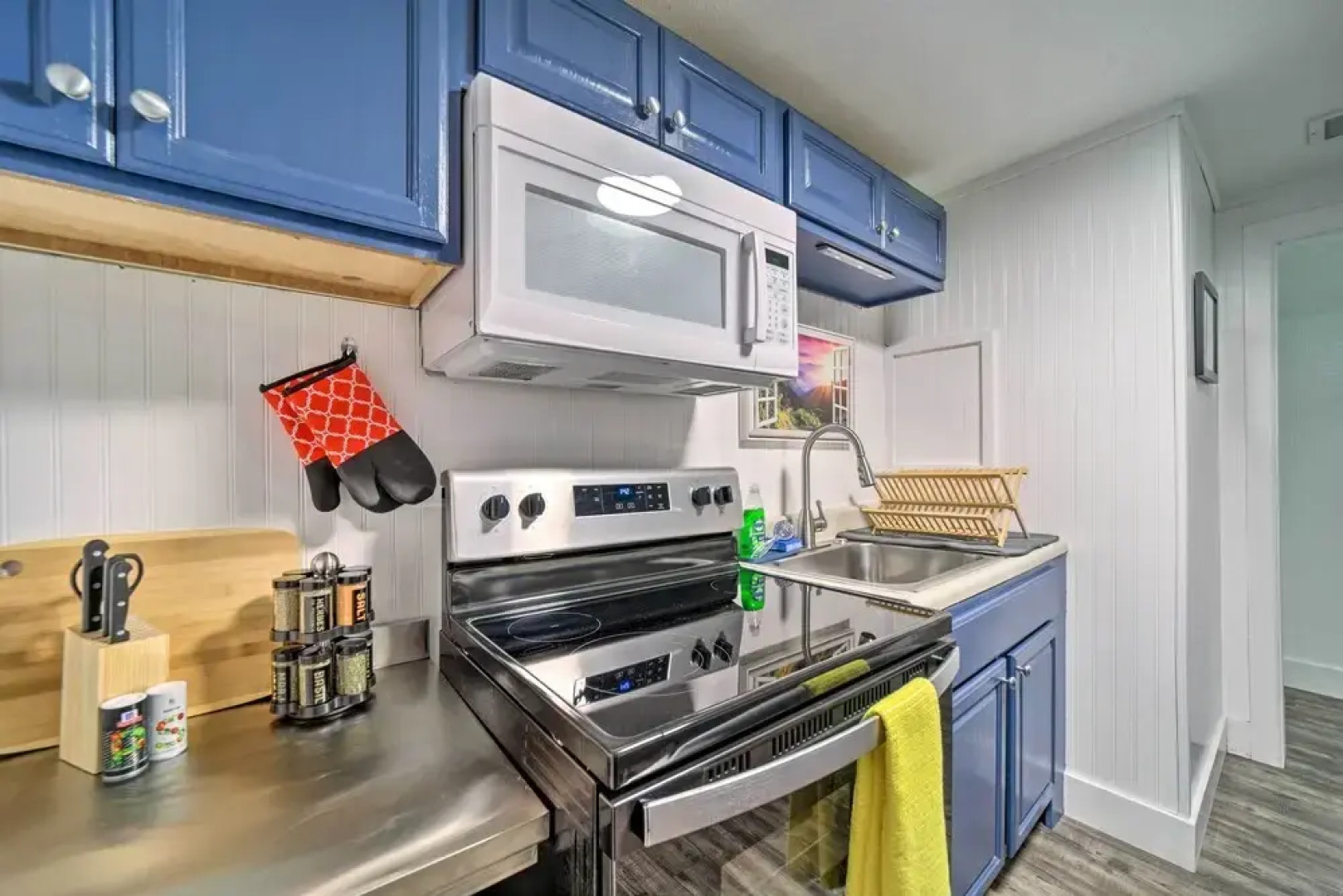 Multi-unit Brevard Vacation Rental With Patio!