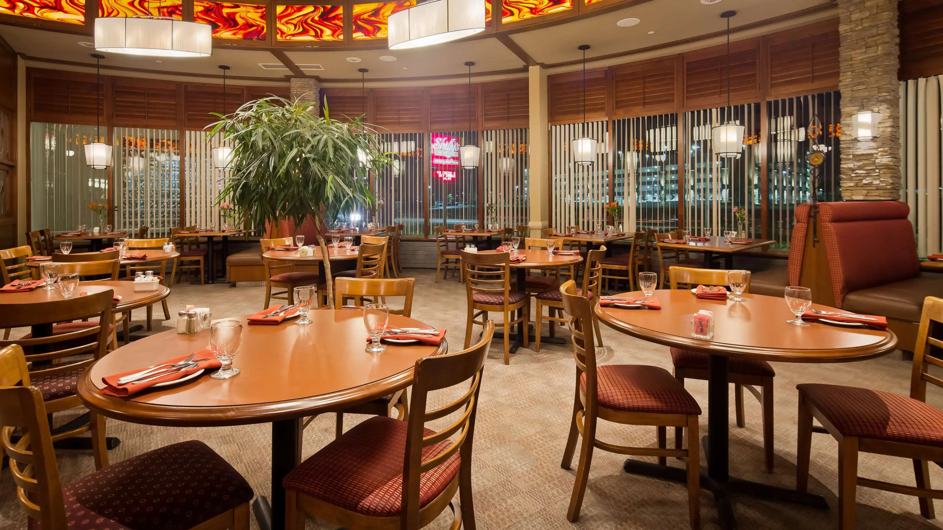 Best Western Plus Lamplighter Inn & Conference Centre