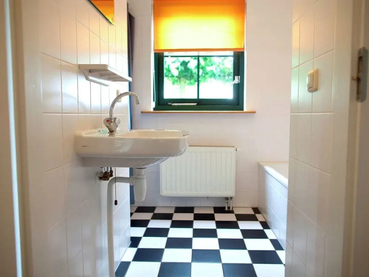 Cozy Furnished House with Garden near Nature Reserve