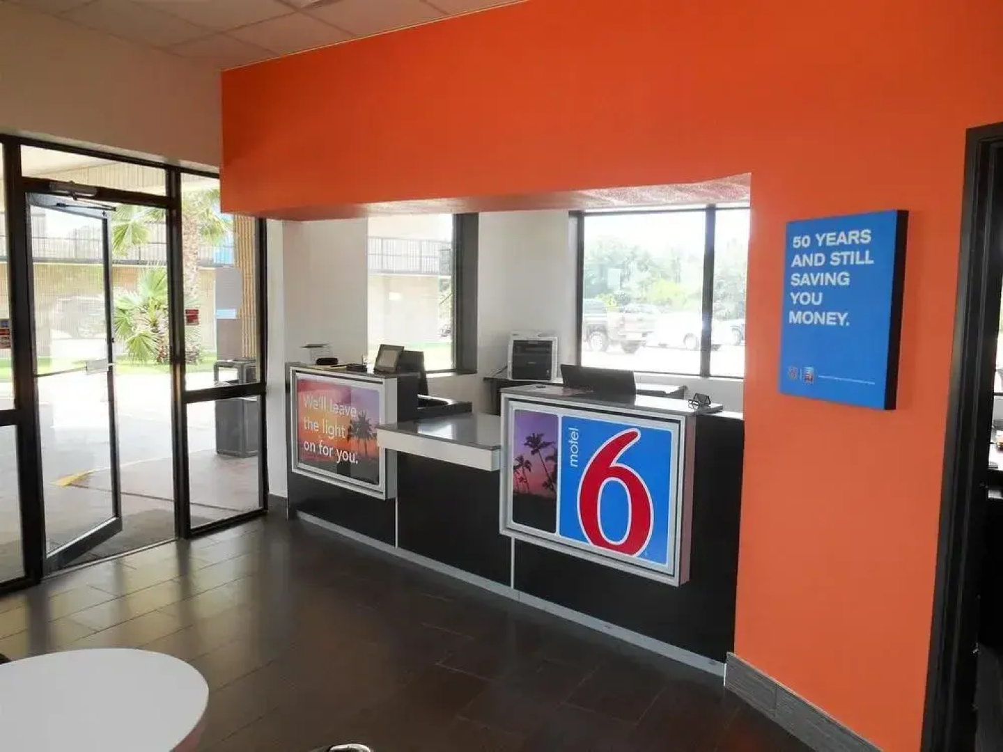 Sky Palace Inn & Suites by Jasper Beeville