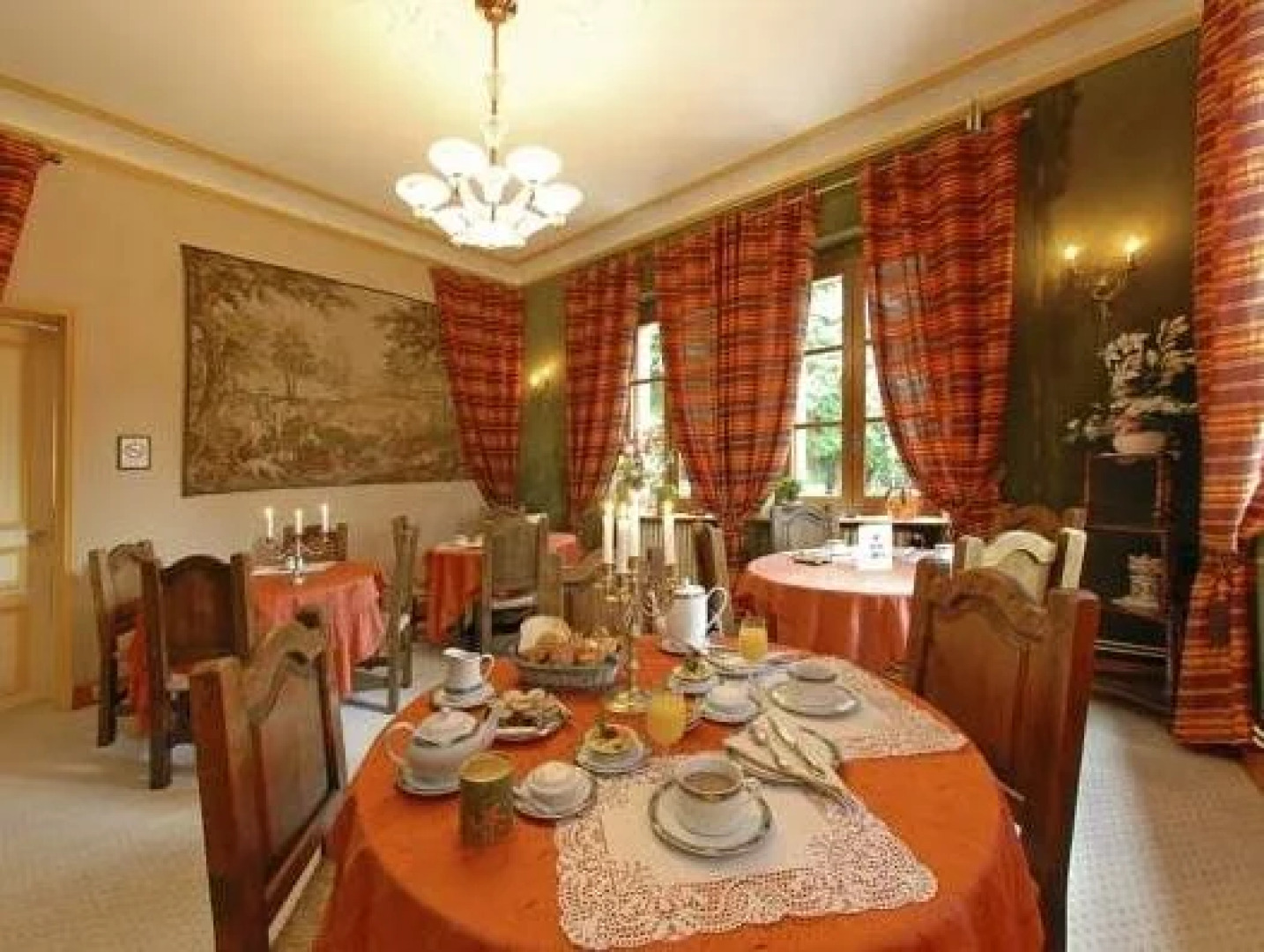 Relais Saint Roch Rest. La Petite Maison