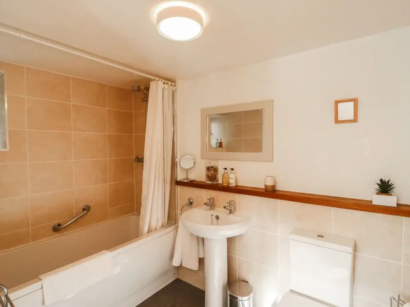 The Cottage Centry Farm