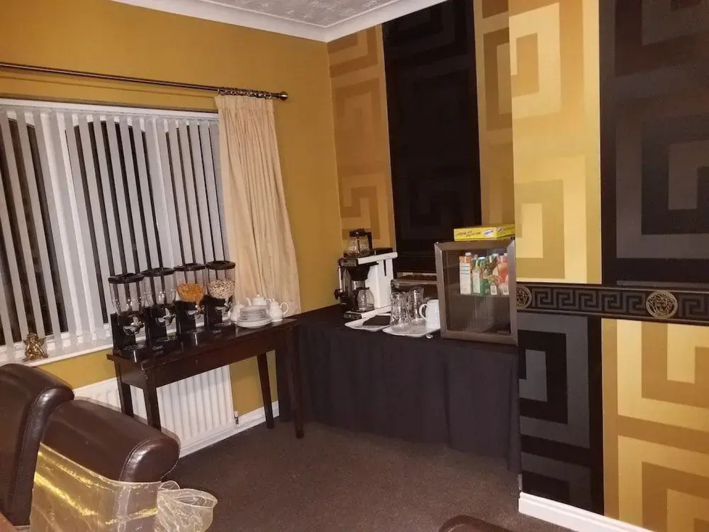 The Mayfair Lodge  Family Suite